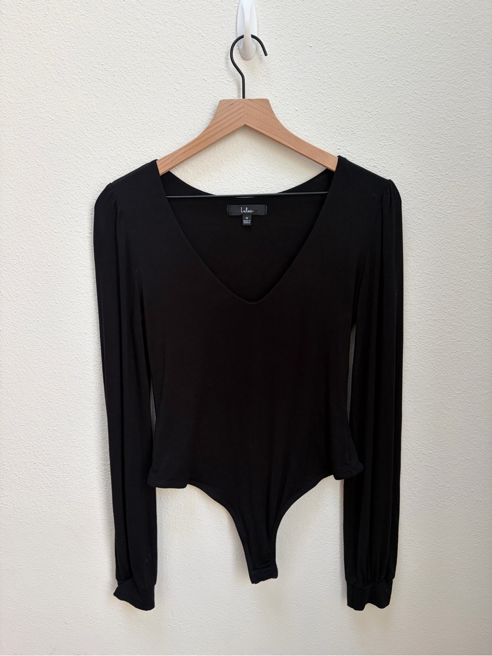 Lulus Long Sleeve Bodysuit Deep V Neck Fitted Stretch Bodycon Black Size Medium
